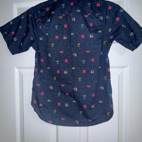 Boys summertime button down - Picture 2 of 4